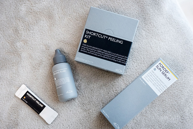 韓国発ILLONハーブピーリングの施術風景